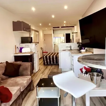 L'Escale Port Nature Studios 3 Etoiles Terrasses *