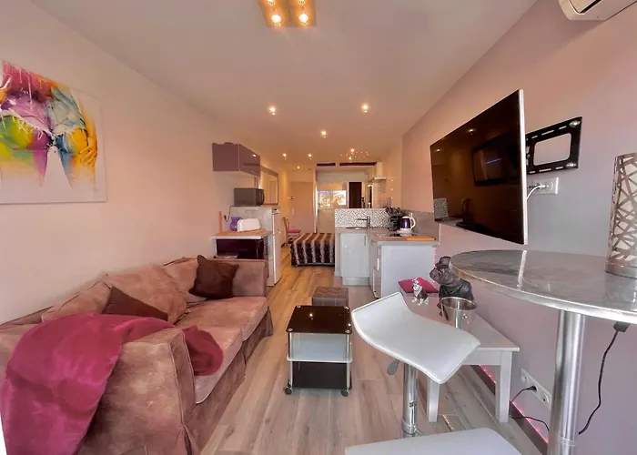 L'escale Port Nature 3 étoiles Terrasses * Agde