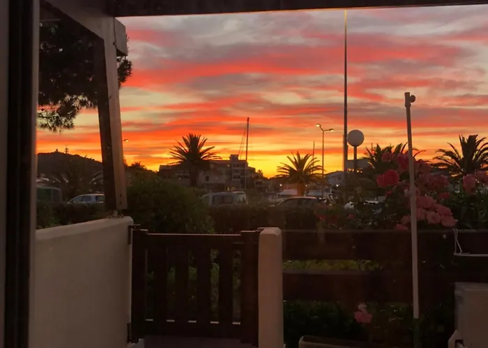 L'escale Port Nature 3 étoiles Terrasses * Agde