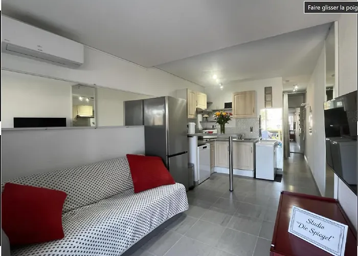 L'escale Port Nature 3 étoiles Terrasses *