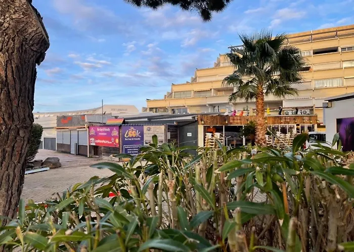 L'escale Port Nature 3 étoiles Terrasses * Agde